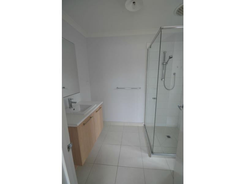 23 Warbler Street, Pakenham VIC 3810