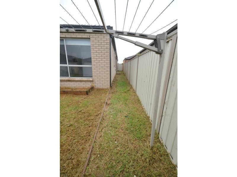 23 Warbler Street, Pakenham VIC 3810