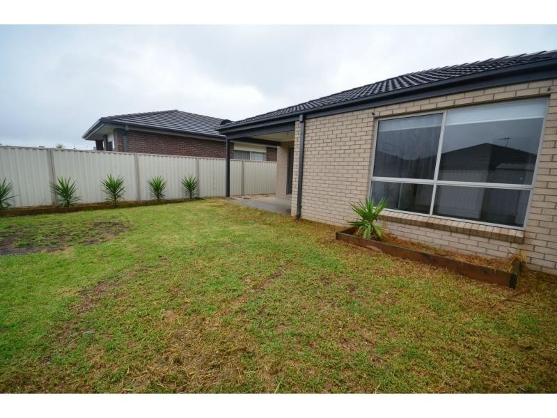 23 Warbler Street, Pakenham VIC 3810