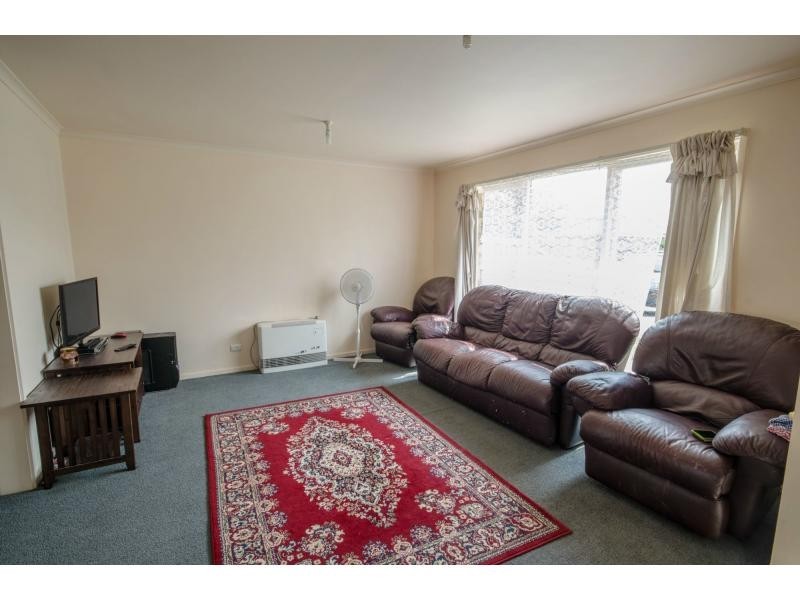 25 Kingston Avenue, Pakenham VIC 3810