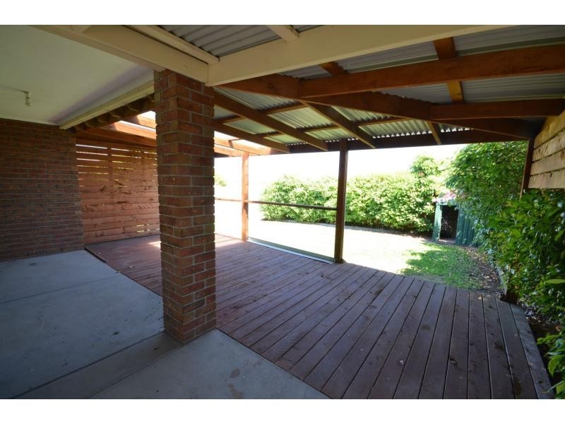 8 Cullen Drive, Lang Lang VIC 3984