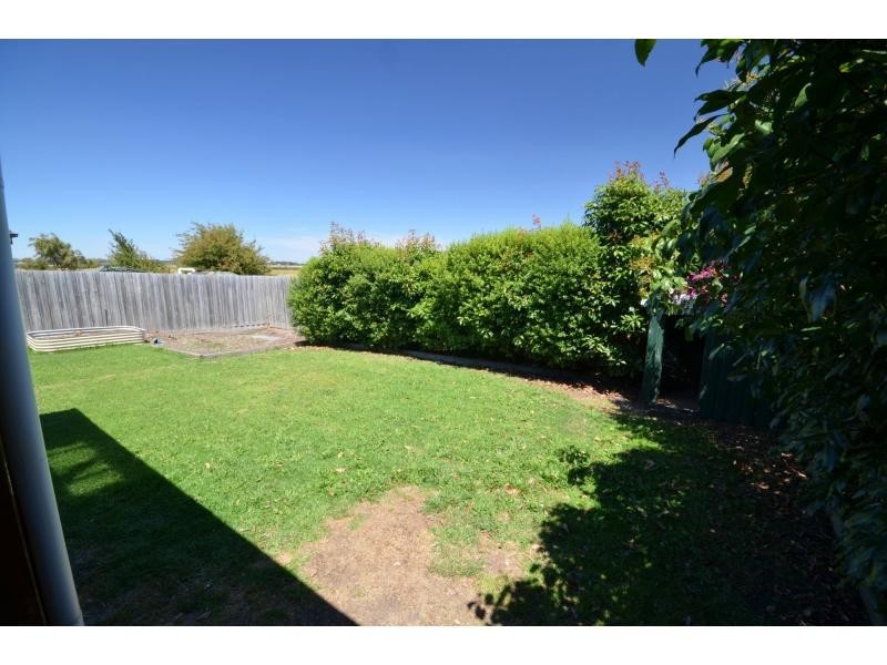 8 Cullen Drive, Lang Lang VIC 3984