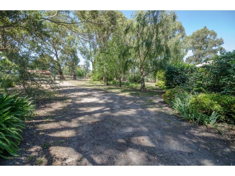 29 Forster Drive, Nyora VIC 3987