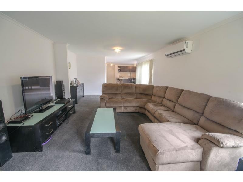 Unit 1/37 Henry Street, Koo Wee Rup VIC 3981