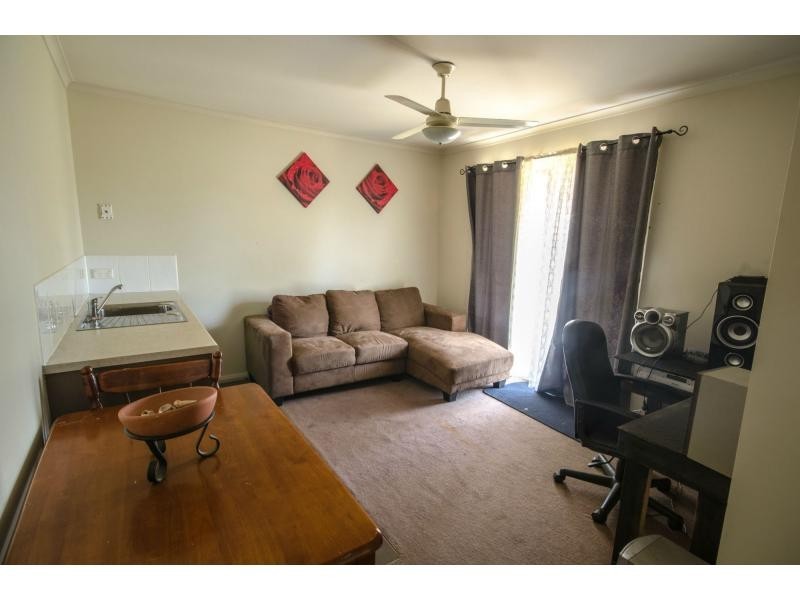 15 Blackfish Drive, Koo Wee Rup VIC 3981