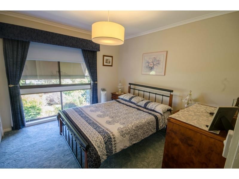 6 Davis Street, Nyora VIC 3987