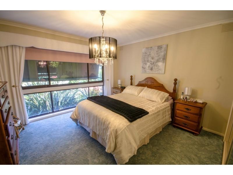 6 Davis Street, Nyora VIC 3987