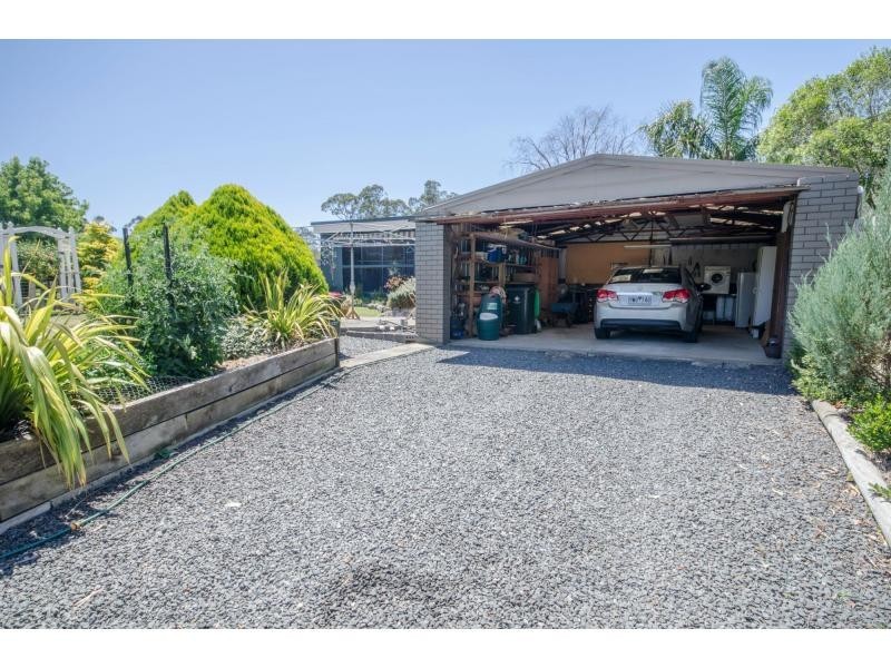 6 Davis Street, Nyora VIC 3987