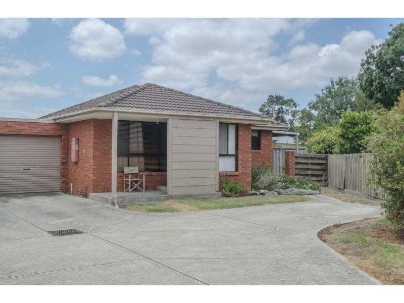 Unit 2/3 Boormani Court, Koo Wee Rup VIC 3981