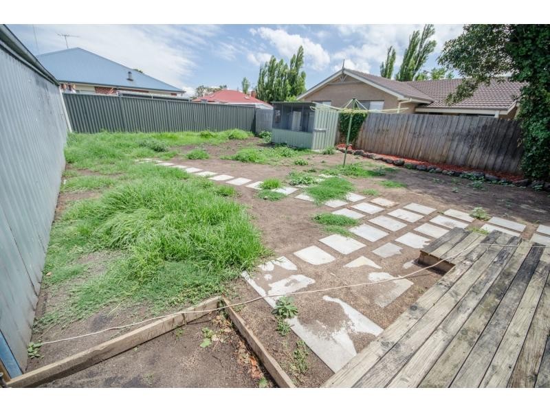 20 Sybella Avenue, Koo Wee Rup VIC 3981