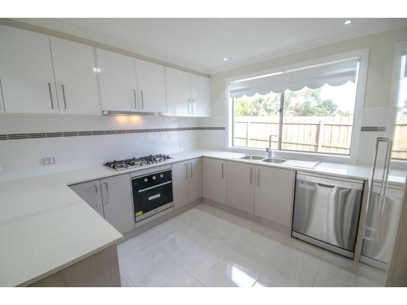 60 Rosebery Street, Lang Lang VIC 3984