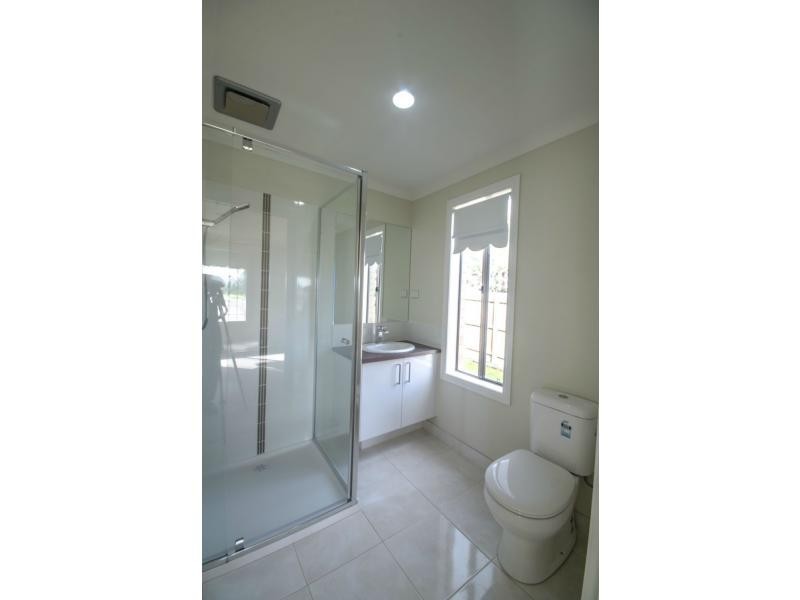 60 Rosebery Street, Lang Lang VIC 3984