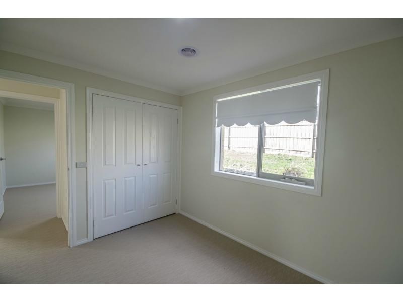 60 Rosebery Street, Lang Lang VIC 3984