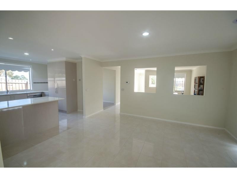 60 Rosebery Street, Lang Lang VIC 3984