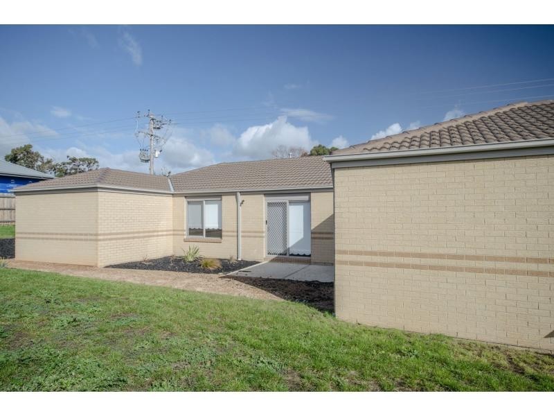60 Rosebery Street, Lang Lang VIC 3984