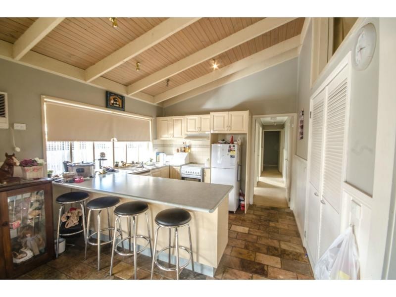 16 James Street, Lang Lang VIC 3984