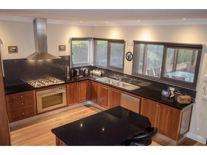 19 Supreme Close, Koo Wee Rup VIC 3981