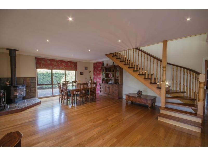 19 Supreme Close, Koo Wee Rup VIC 3981