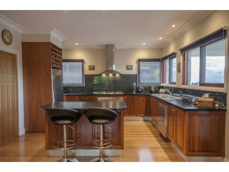 19 Supreme Close, Koo Wee Rup VIC 3981