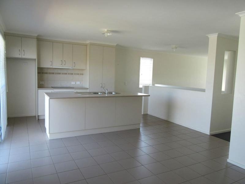 23 Halcyon Avenue, San Remo VIC 3925