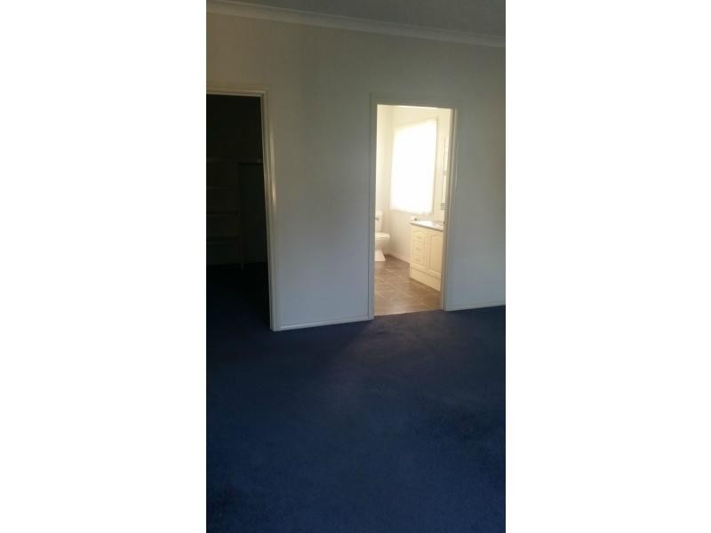 Unit 2/51 Westernport Road, Lang Lang VIC 3984