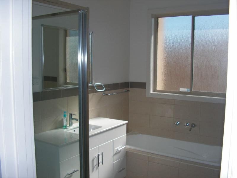 Unit 1/1-5 Wonthaggi Crescent, San Remo VIC 3925