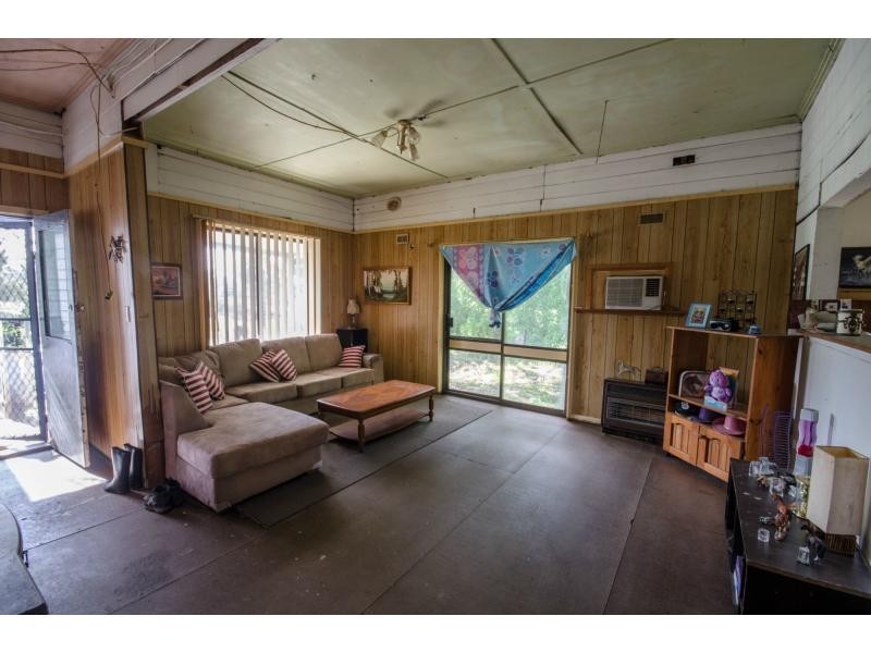 9 Mitchell Street, Nyora VIC 3987