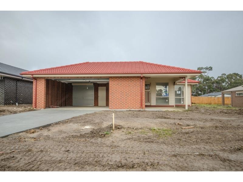 L38 Rupert Street, Lang Lang VIC 3984