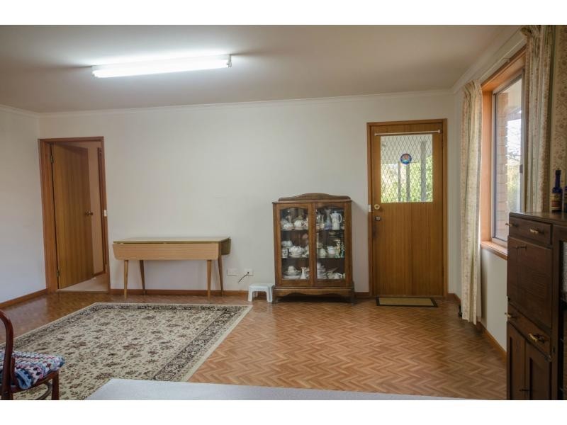 14 James Street, Lang Lang VIC 3984