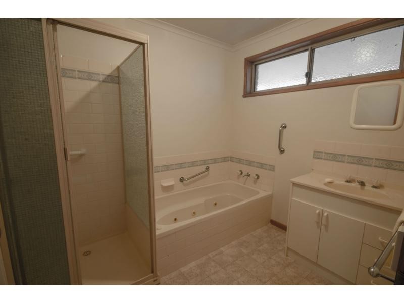 14 James Street, Lang Lang VIC 3984