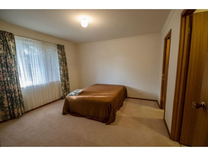 14 James Street, Lang Lang VIC 3984