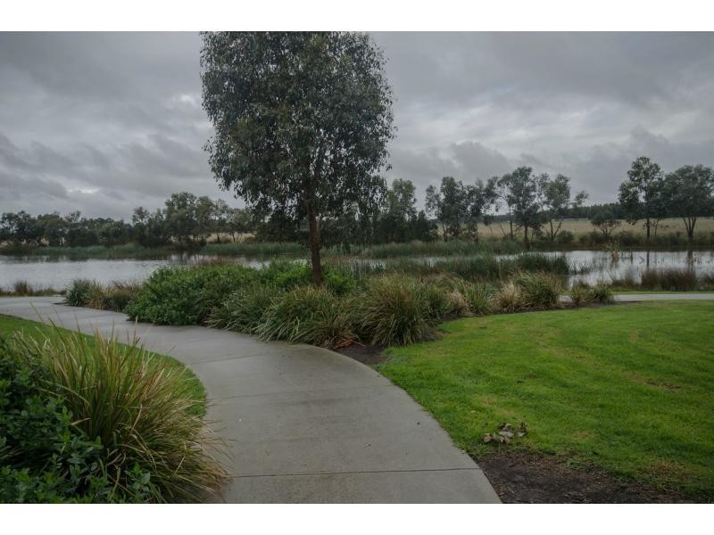 34 Bailey Boulevard, Koo Wee Rup VIC 3981