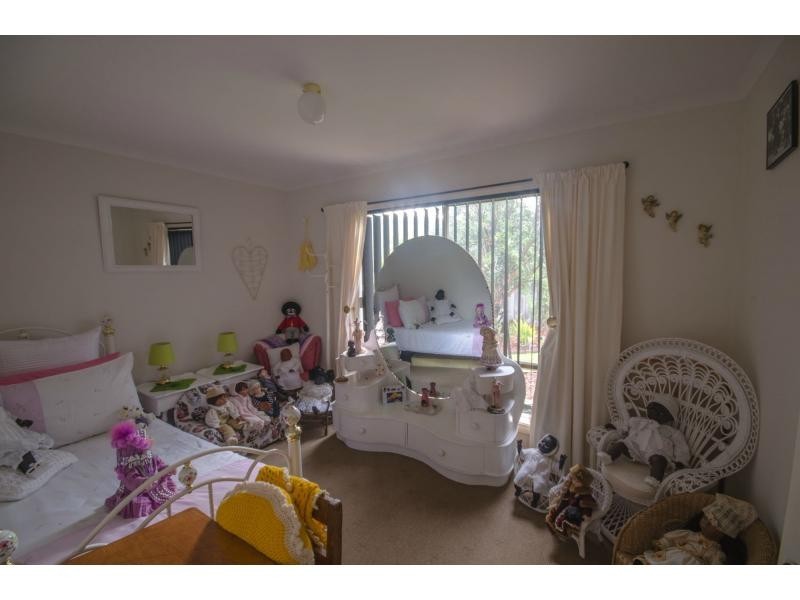 34 Bailey Boulevard, Koo Wee Rup VIC 3981