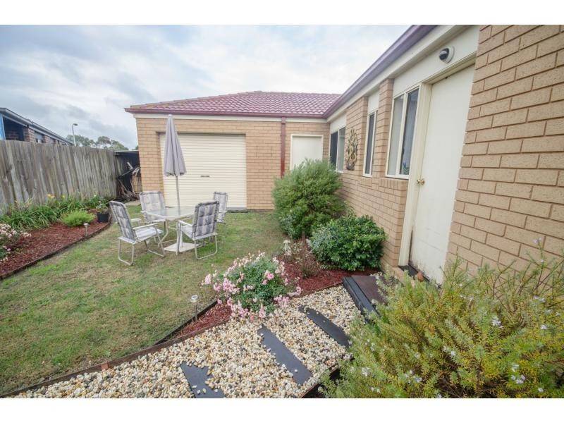 34 Bailey Boulevard, Koo Wee Rup VIC 3981