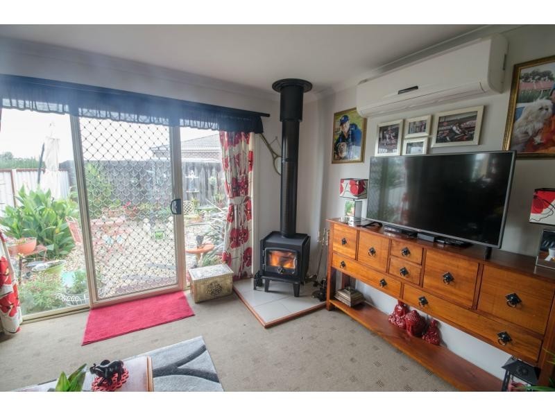 34 Bailey Boulevard, Koo Wee Rup VIC 3981