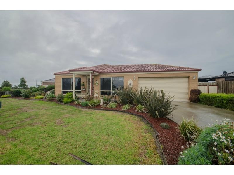 34 Bailey Boulevard, Koo Wee Rup VIC 3981