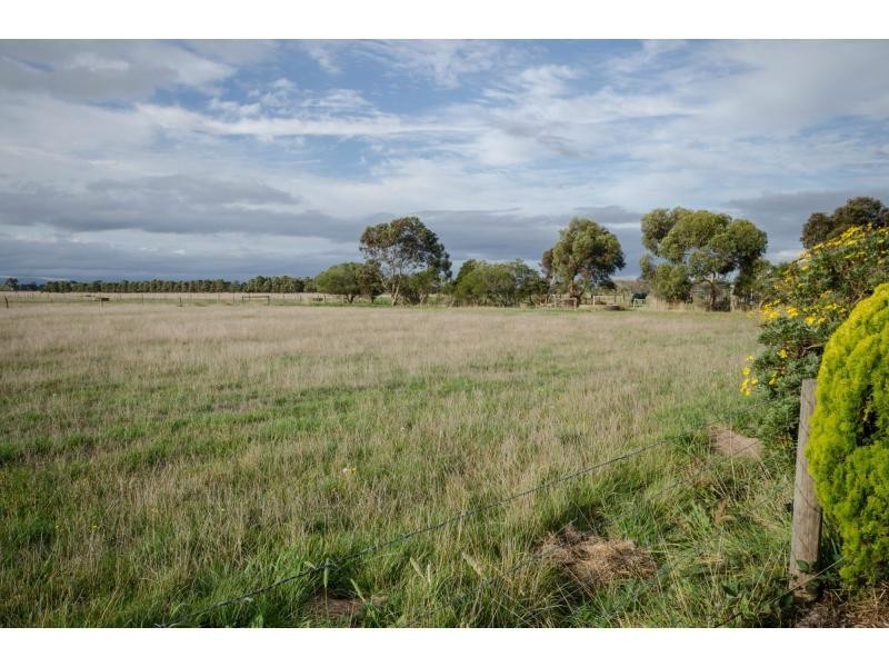 Pakenham South VIC 3810
