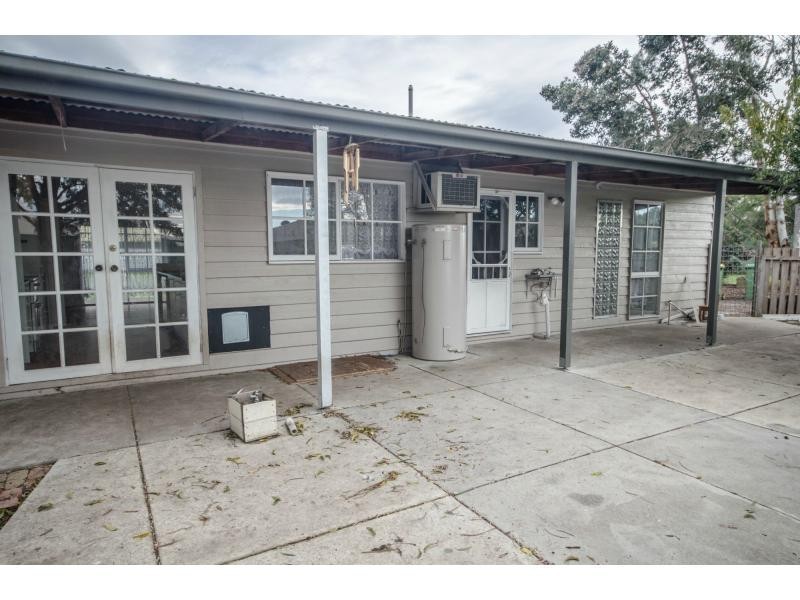 50 James Street, Lang Lang VIC 3984