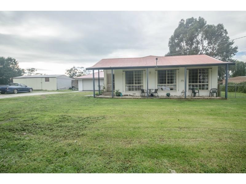 30 Forster Street, Nyora VIC 3987