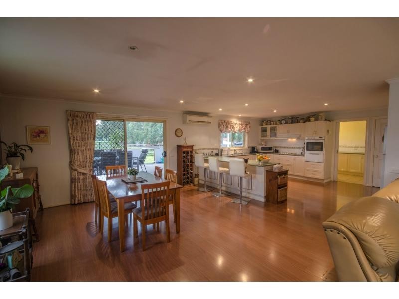 30 Forster Street, Nyora VIC 3987