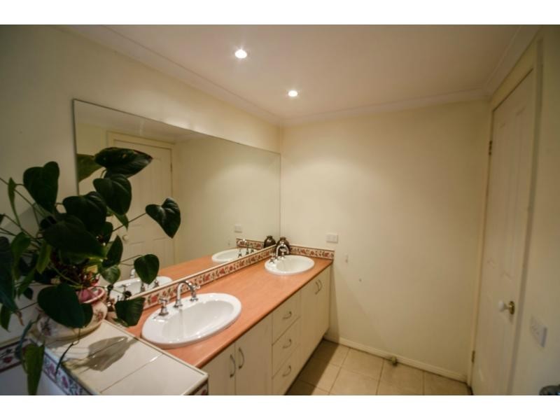 30 Forster Street, Nyora VIC 3987