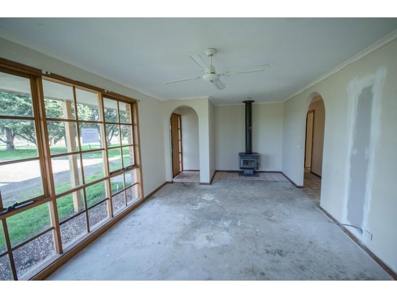 35 Factory Road, Yannathan VIC 3981