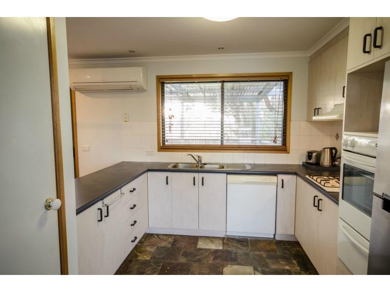 34 Station Street, Lang Lang VIC 3984