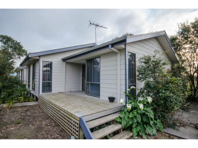 34 Station Street, Lang Lang VIC 3984