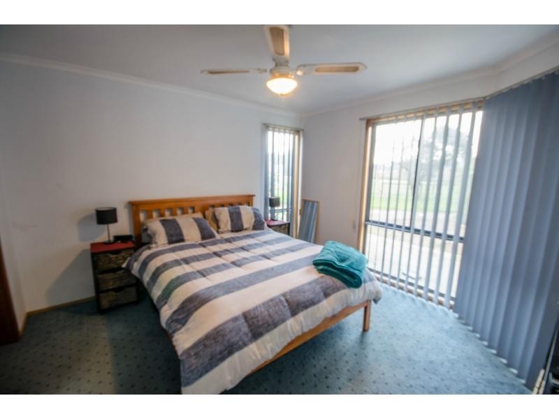 34 Station Street, Lang Lang VIC 3984