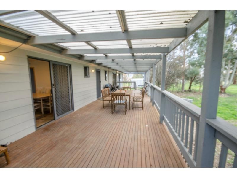 34 Station Street, Lang Lang VIC 3984