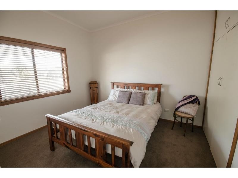 16 Gardner Street, Koo Wee Rup VIC 3981