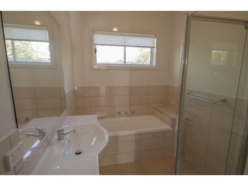 Unit 1/2 Salisbury Street, Lang Lang VIC 3984