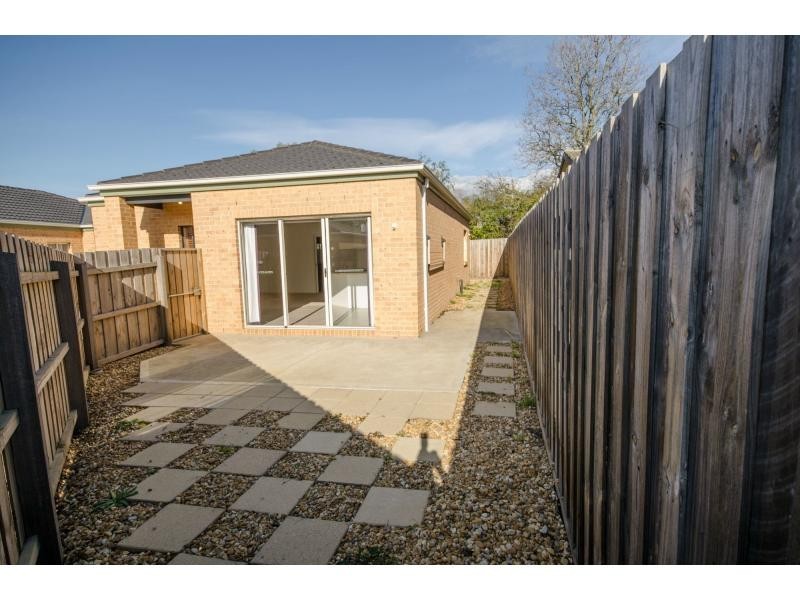 Unit 1/2 Salisbury Street, Lang Lang VIC 3984