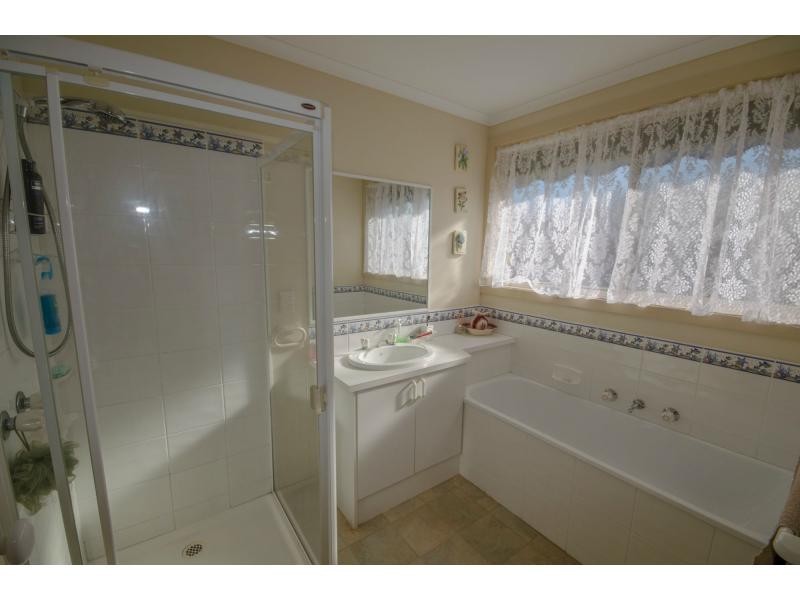 220 McDonalds Track, Lang Lang VIC 3984